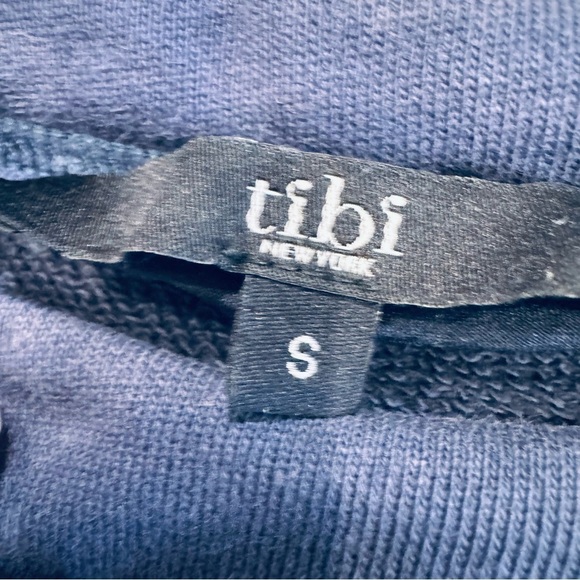 Tibi New York Women’s Embroidered Cut-out Top Cottton Navy Blue Sz Small - Picture 9 of 10